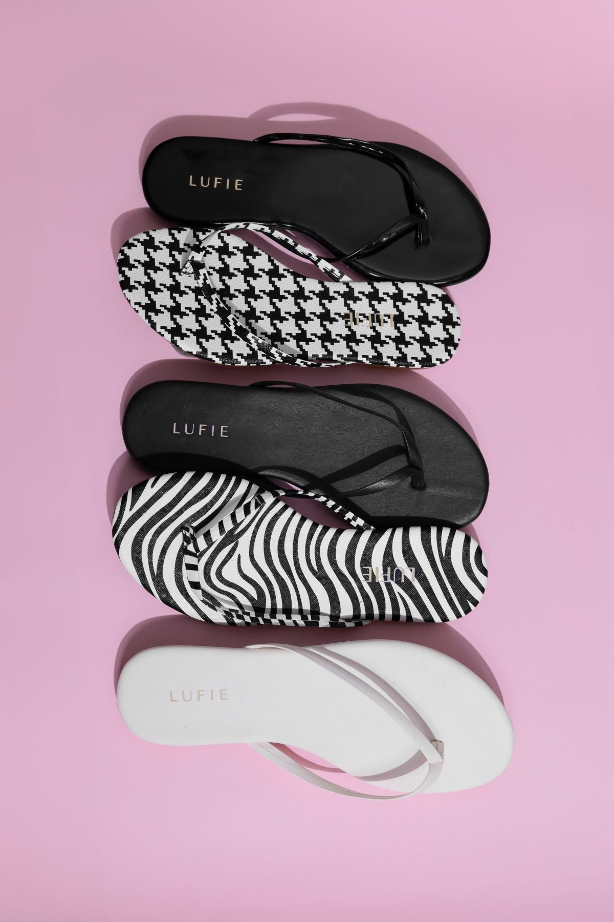 Lufie Zebra Parmak Arası Terlik